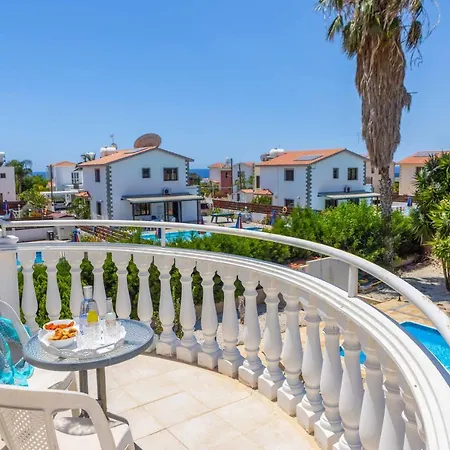 Villa Coral Bee *