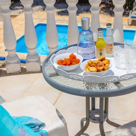Villa Coral Bee Peyia